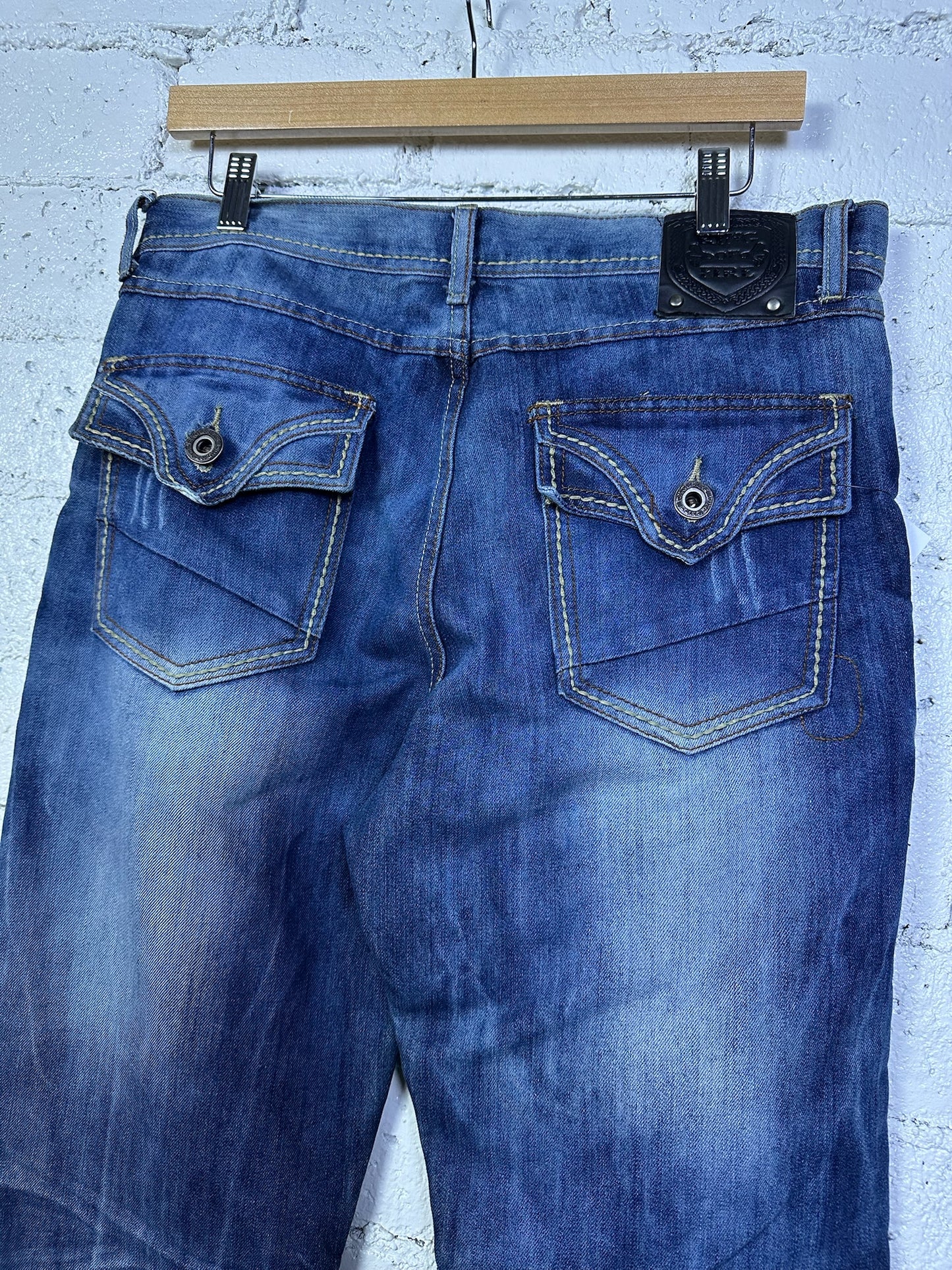 (32x28) Ring Of Fire Denim Jeans