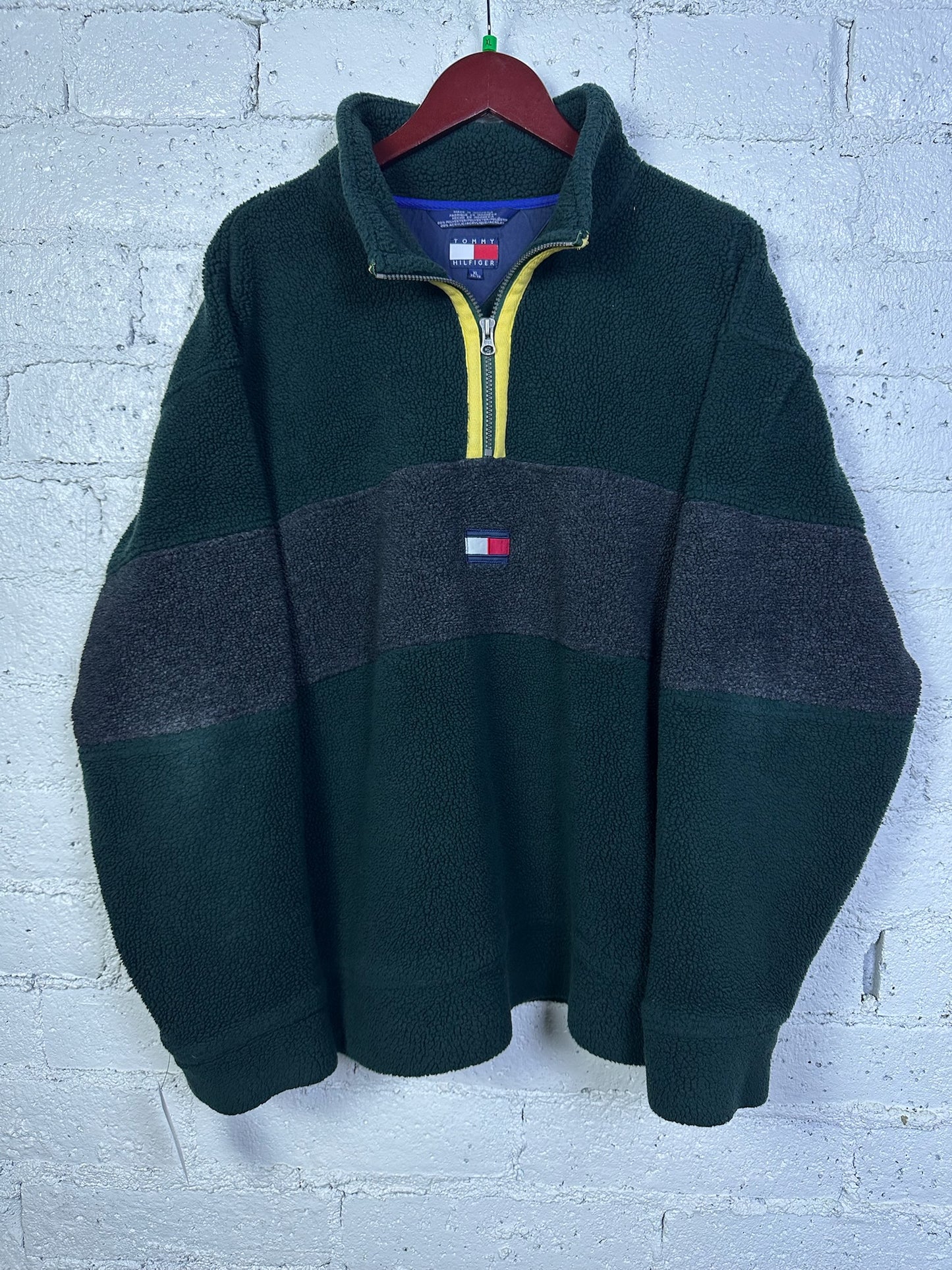 ( XL) Tommy Hilfiger Fleece Quarter Zip