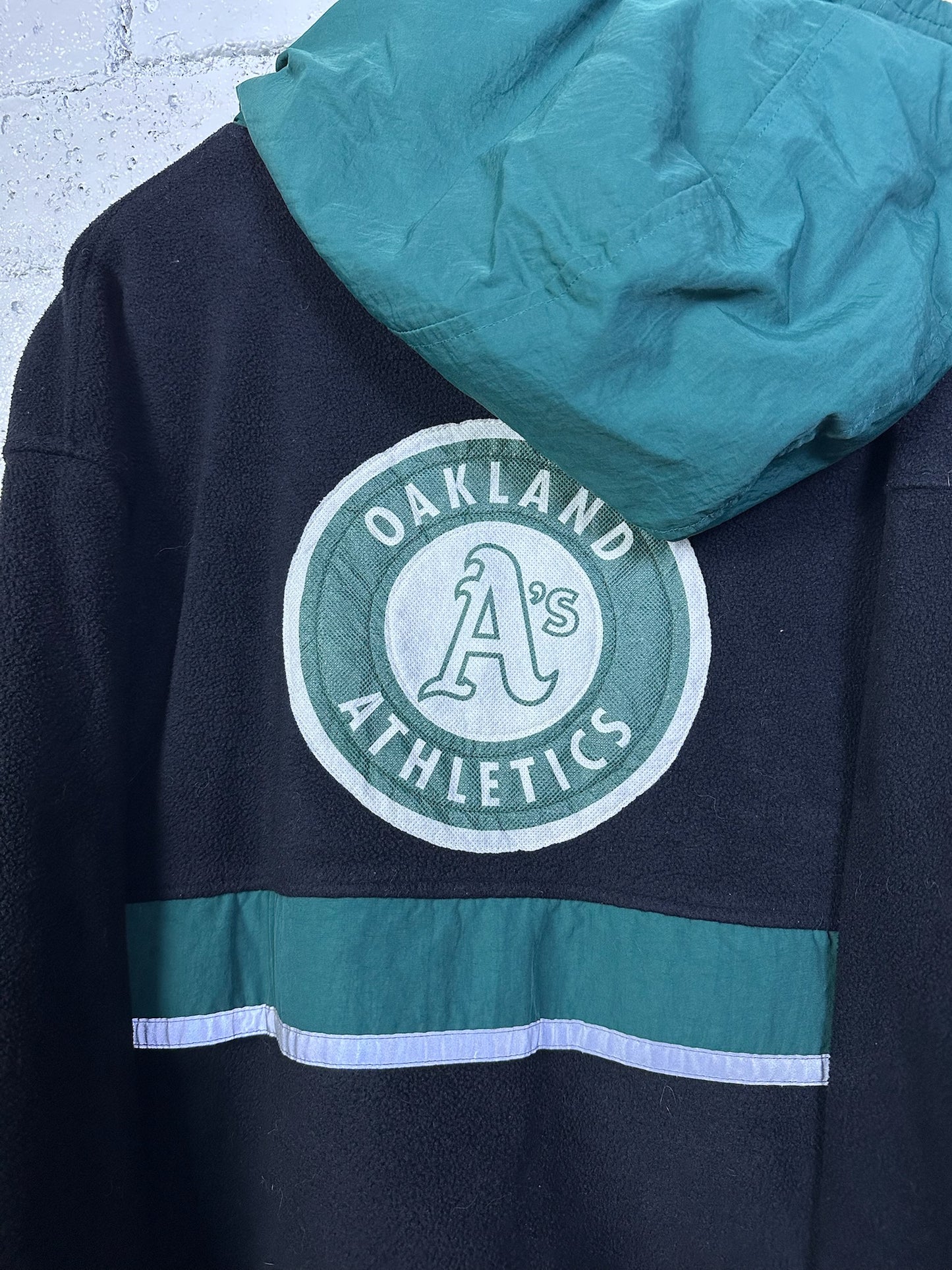 (L) Tommy Hilfiger Oakland A’s quarter zip Fleece