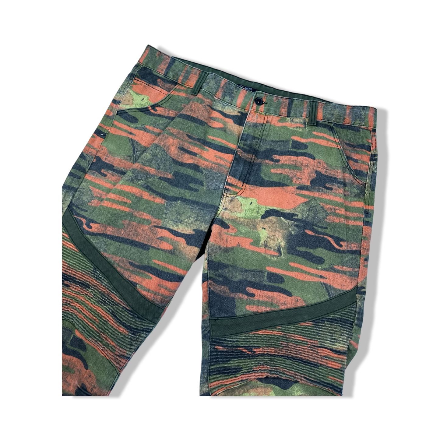 44" Y2k Roca Wear Camo Pants