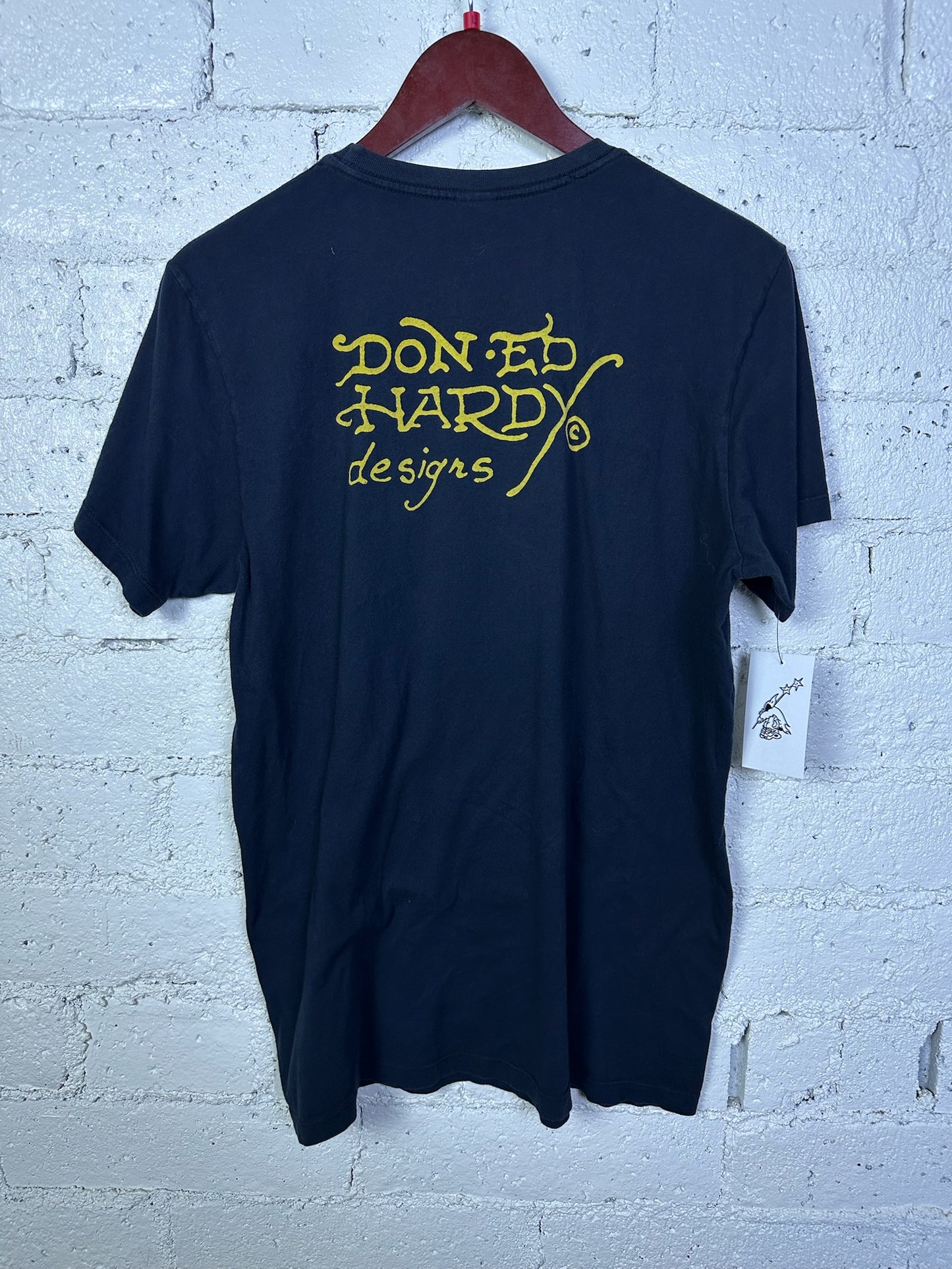 (L) Ed Hardy T-shirt