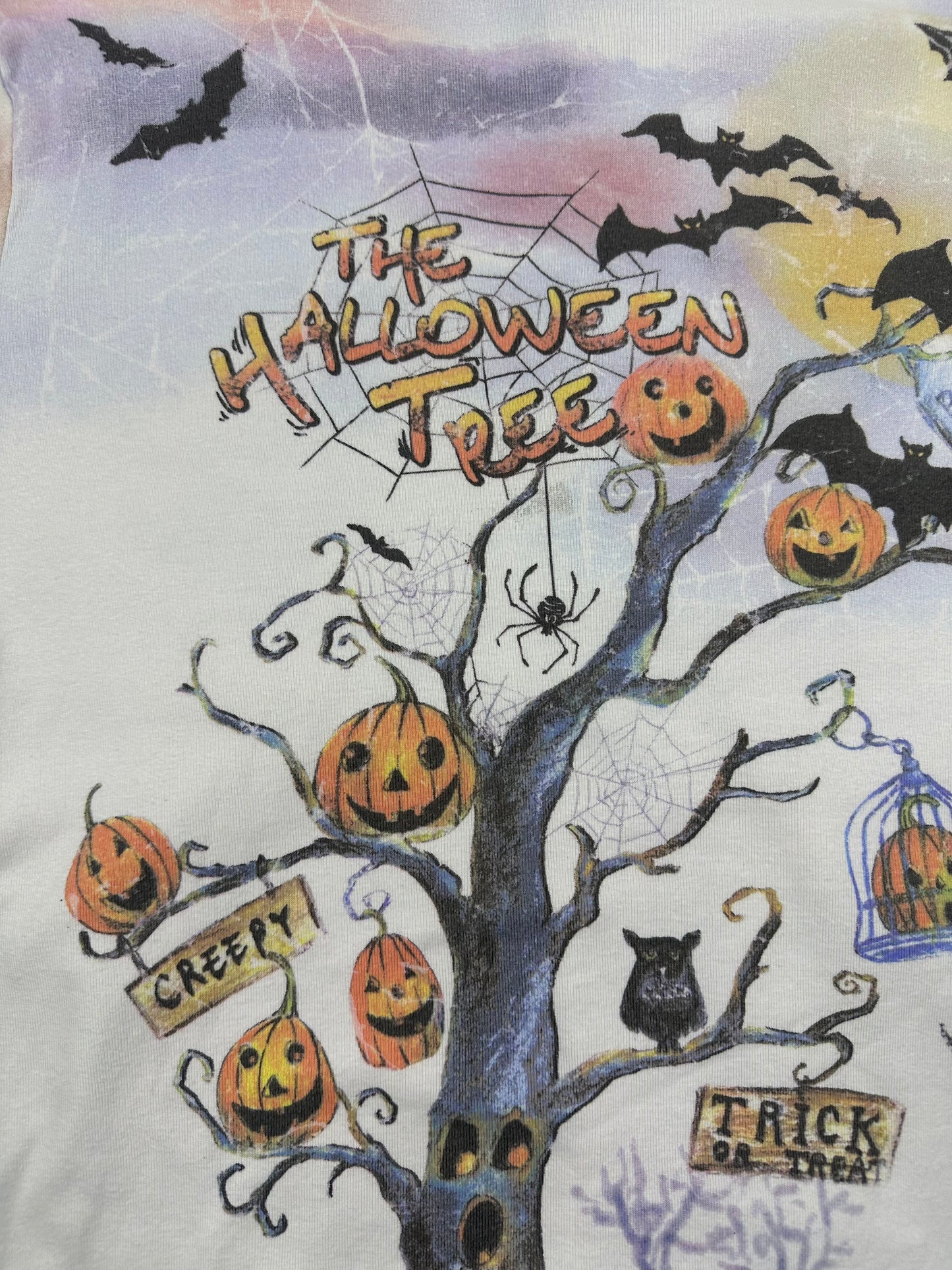 (2XL) women’s Halloween tree long sleeve T-shirt