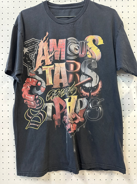 ( XL ) Famous Stars and Straps Tshirt