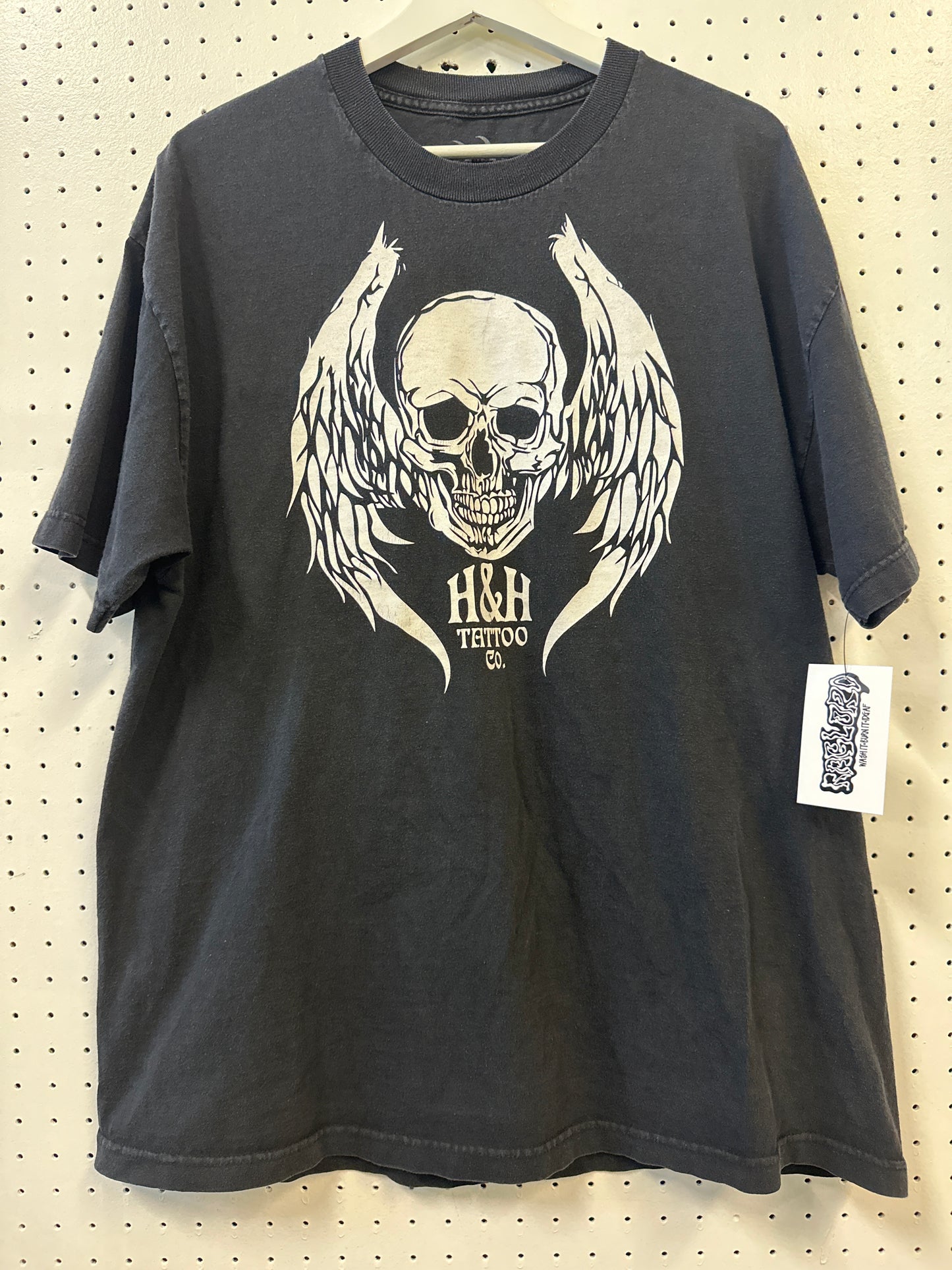 ( XL ) H & H Tattoo Co. Tshirt