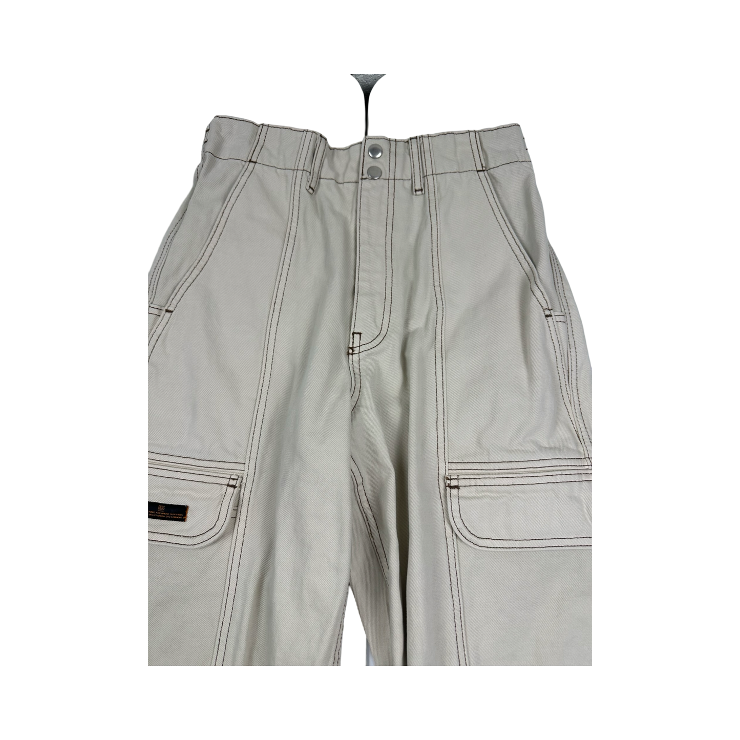 (28) women’s cargo pants