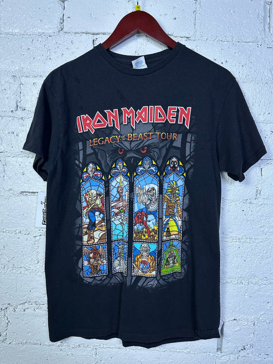 (M) Iron Maiden Legacy of The Beast