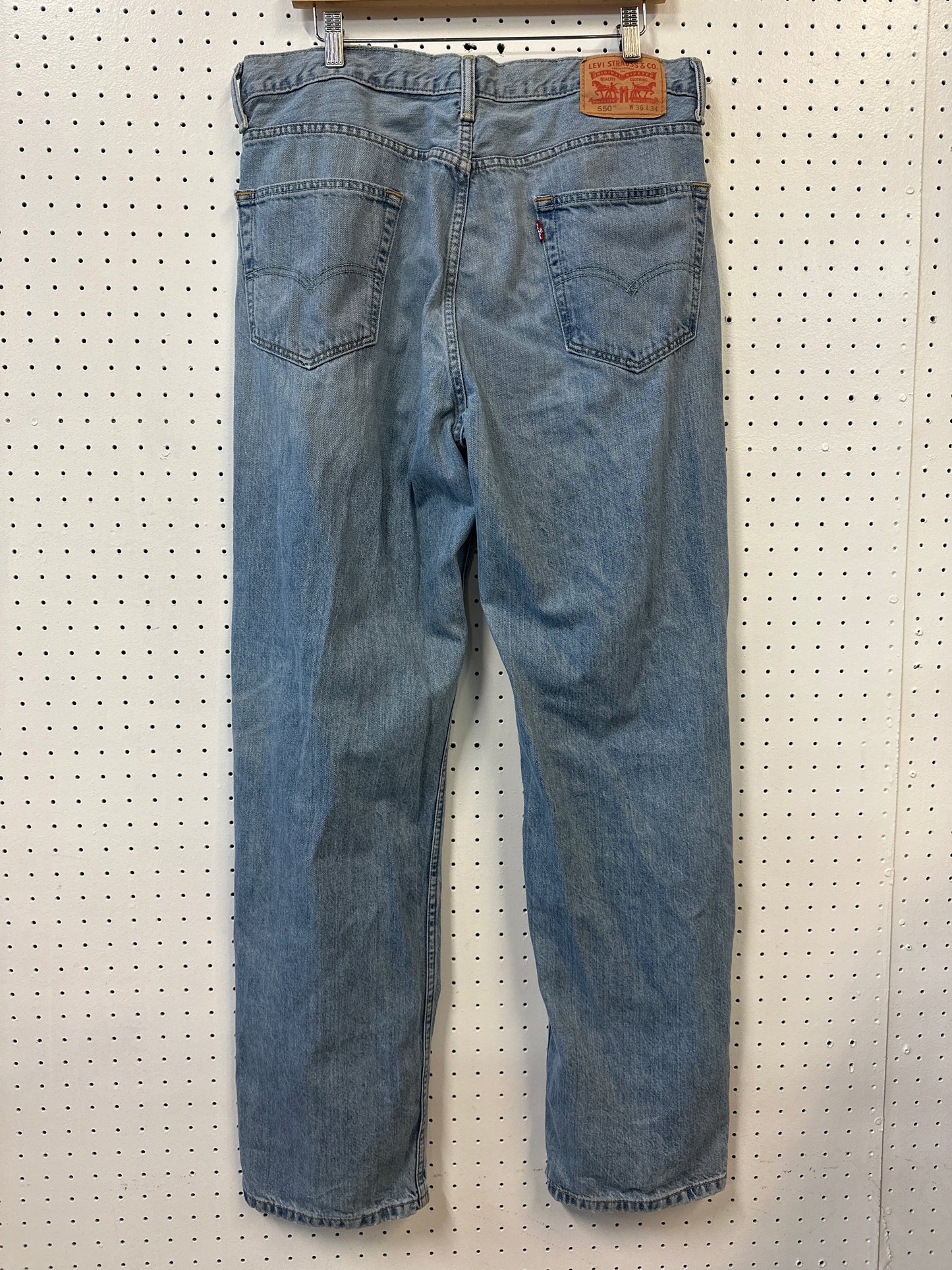 ( W : 36 ) Levi 550 Denim Jeans