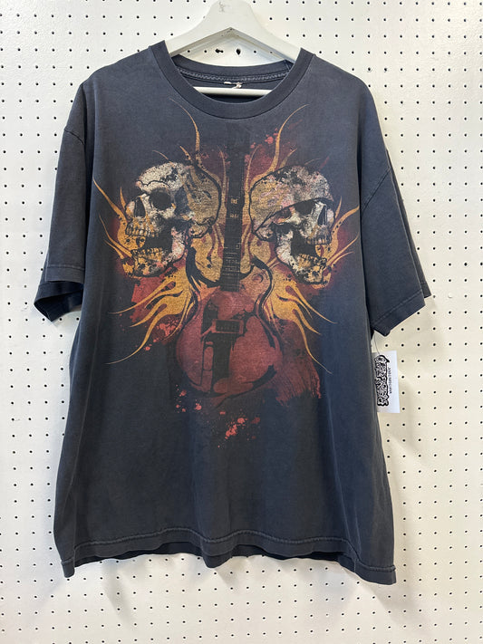 ( 2XL ) Y2K Skull Guitar Tshirt