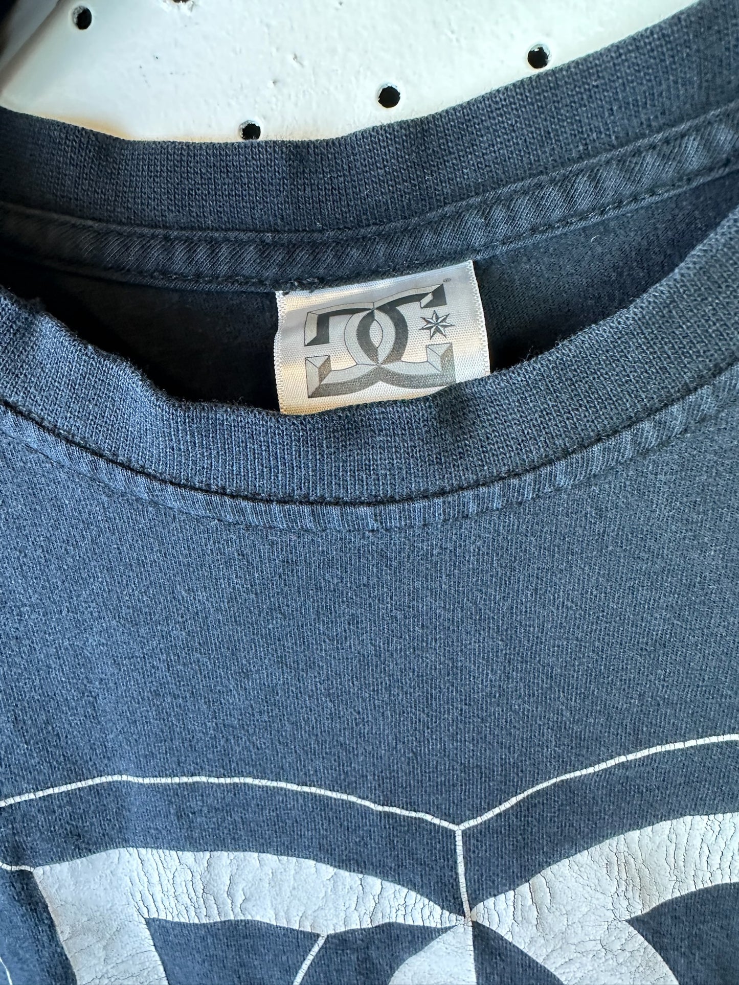 ( M ) DC Skate Tee