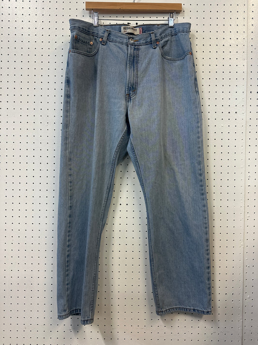 ( W : 38 ) Levi’s 505 Regular Fit Denim Pants