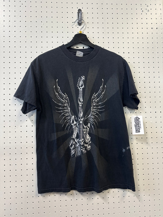 ( M ) Y2K Skull Guitar Tshirt