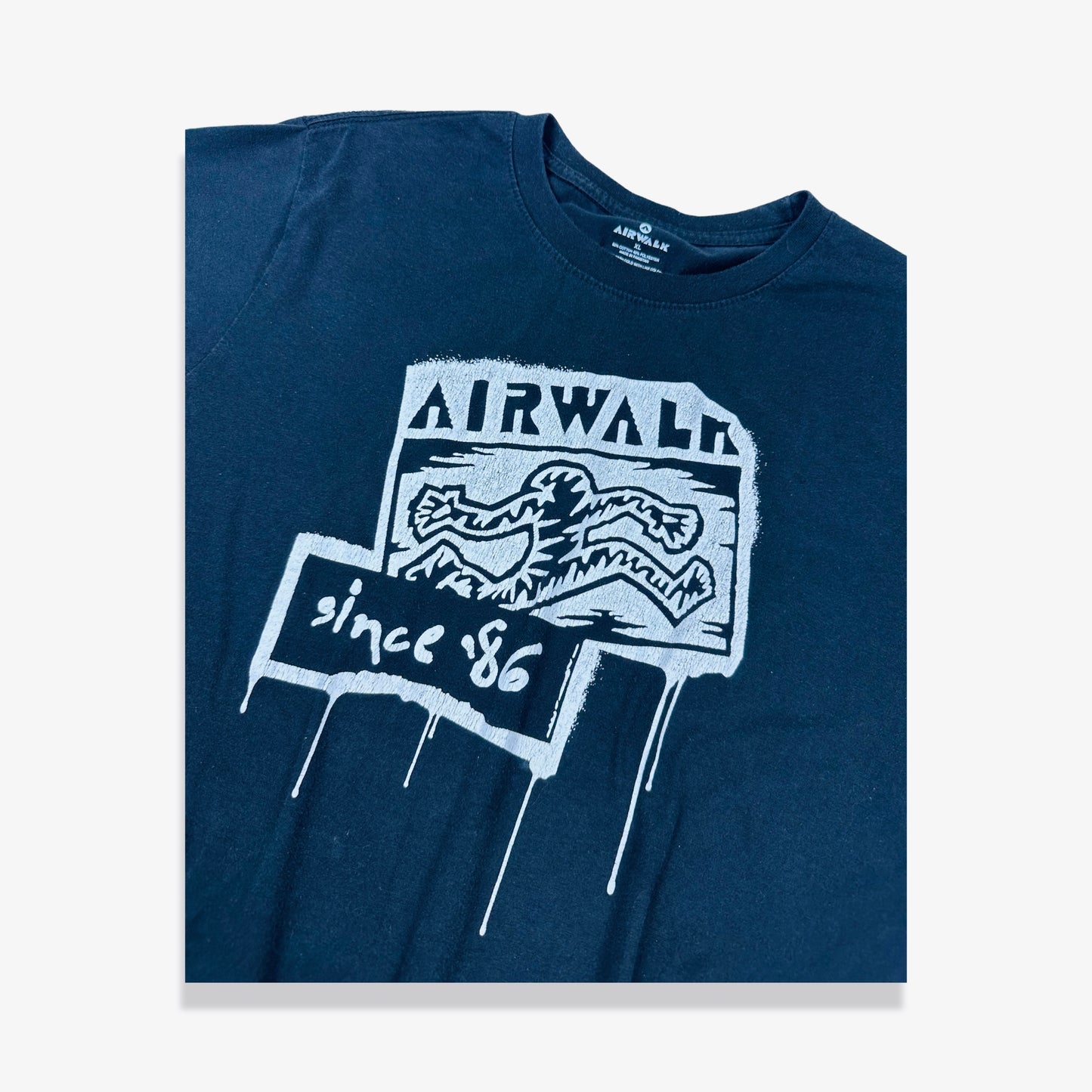 (XL) Y2k Airwalk Tee